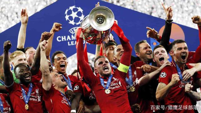 姆巴佩祝贺阿什拉夫当选非洲足球先生：爱你，你是非洲之王（姆巴佩贺阿什拉夫加冕非洲足球先生：爱你，非洲之王）