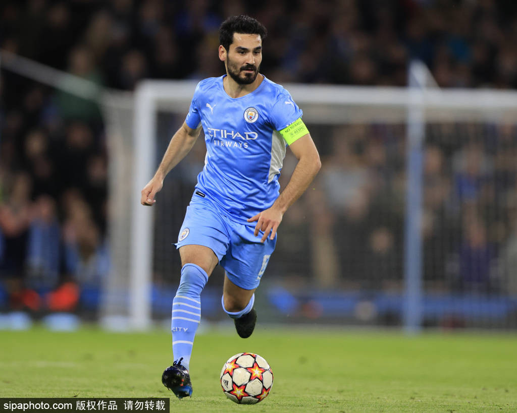 斯帕莱蒂：让佩林首发，是因为迪格雷戈里奥有点肠胃炎（因迪格雷戈里奥肠胃不适，斯帕莱蒂安排佩林首发）