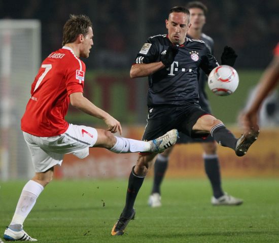 三天两赛！布伦特福德主帅：赛程压力巨大，但球员们踢得很有勇气（连轴转三天两战，布伦特福德主帅：压力山大，队员敢打敢拼）