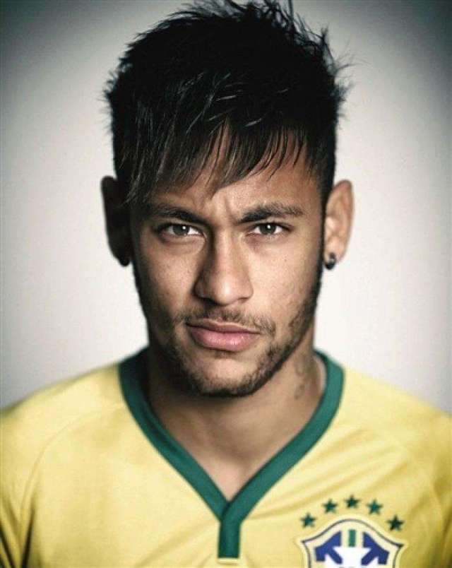 莫雷托：米兰没考虑签回蒂亚戈-席尔瓦，弗鲁米嫩塞也不想卖（莫雷托：米兰无意回购蒂亚戈-席尔瓦，弗鲁米嫩塞亦无出售意向）