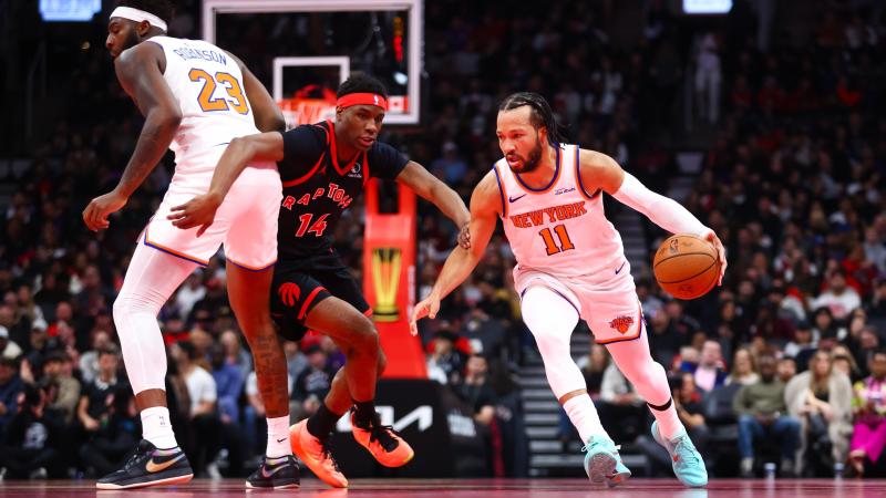 及时救难！对手疑晕厥，汉堡小将武斯科维奇迅速将其舌头拔出（赛场惊险一刻：对手疑似昏厥，汉堡新星武斯科维奇迅速托舌防窒息）