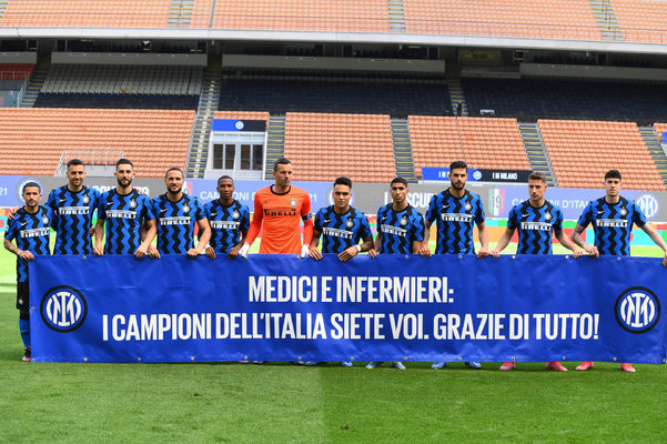 欧冠前瞻：巴萨誓报攻占诺坎普之仇，法兰克福刚经历客场惨案（欧冠前瞻：巴萨誓雪诺坎普之耻，法兰克福刚遭客场惨败）