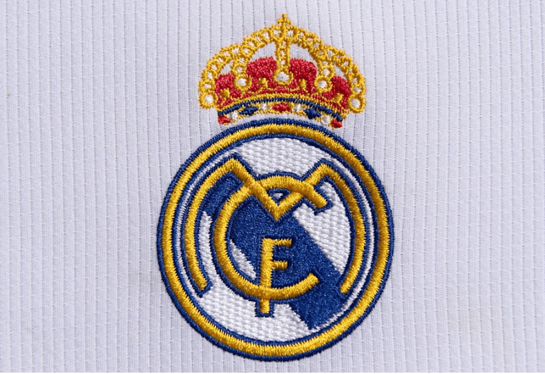 前米兰门将：圣地亚哥很难在意甲立足；球队真的很缺一名中锋（前米兰门将：圣地亚哥在意甲前景不佳，球队迫切需要一名中锋）