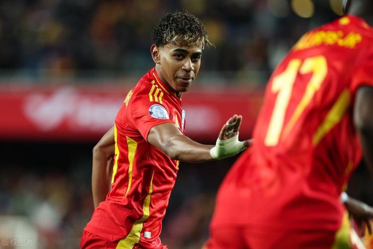 皮耶罗：尤文存在环境问题，心态轻松的球员来这之后都变沉重（皮耶罗：尤文环境不佳，原本轻松的球员来后也会变得沉重）