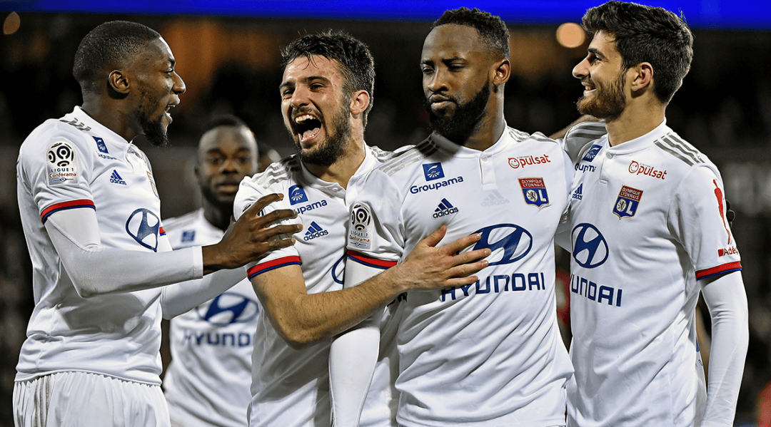 全市场：意甲多家俱乐部有意齐尔克泽，曼联尚未批准其离队（全市场：多支意甲球队追逐齐尔克泽，曼联仍未放行）